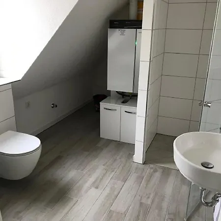 Gemütliche Wohnung im Zentrum, Kaffeevollautomat, Smart TV Idar-Oberstein Exterior foto